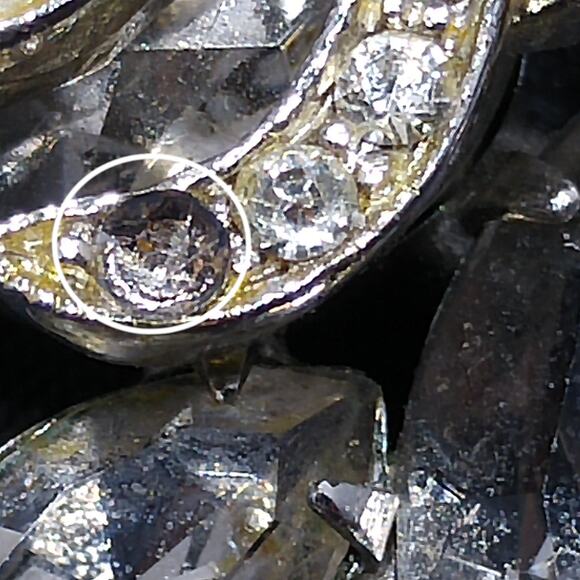 Weiss Gray Clear Rhinestone Earrings, Rhodium Plated, 1960s Vintage Jewelry - Picture 8 of 10